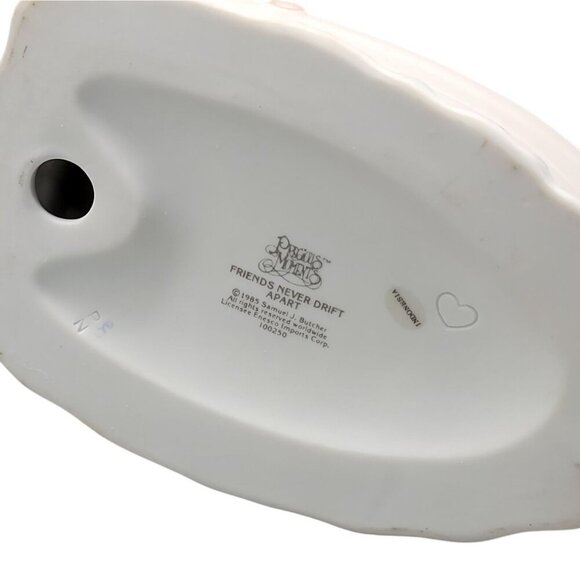 Precious Moments Figurine 1985 Friends Never Drift Apart Indonesia S. Butcher - Picture 9 of 10